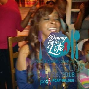 Meet your Posher, Gloria